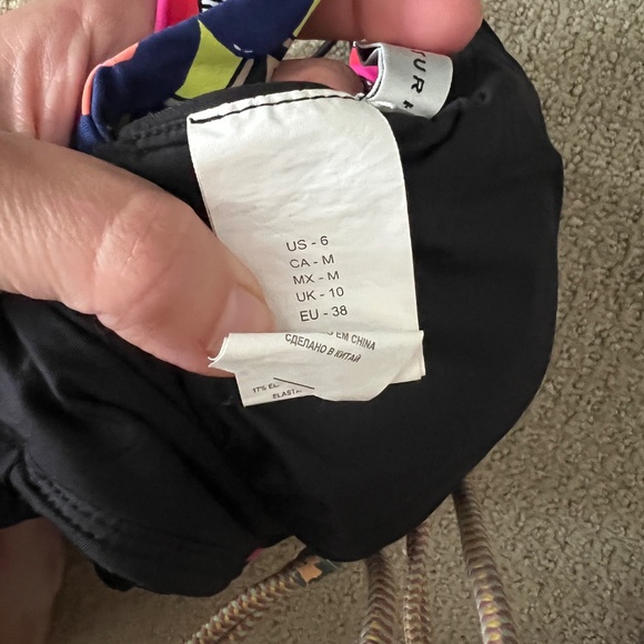 Trina Turk One-Piece Halter Swimsuit Black Pink Multicolor Print Size 6 - Picture 2 of 2